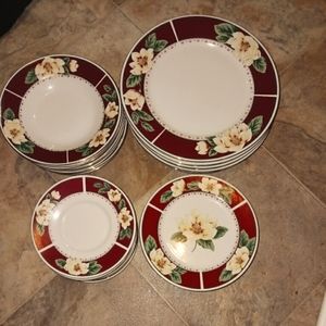 Gibson China Set in Patter Sweet Magnolia